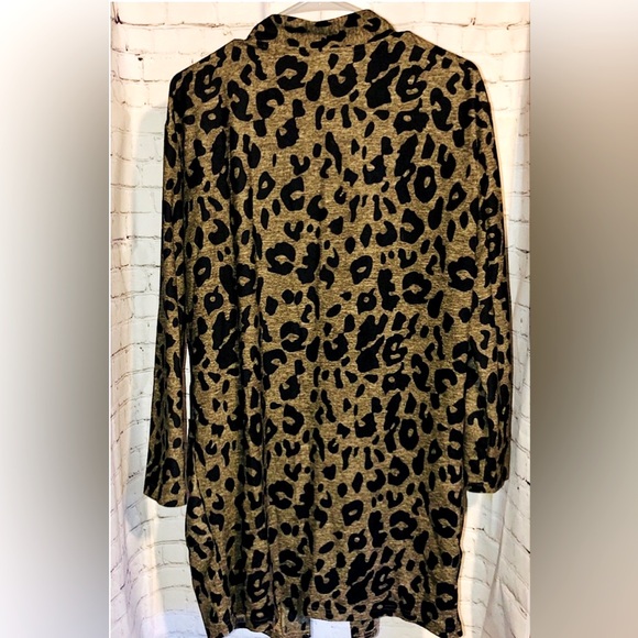 Leopard 🐆 Cardigan - Picture 4 of 4